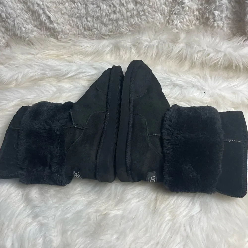 UGG leather suede furry slip on boots with pompom bow accent SZ9